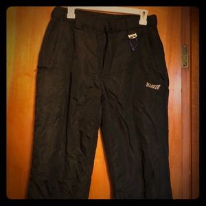 Women’s ski pants